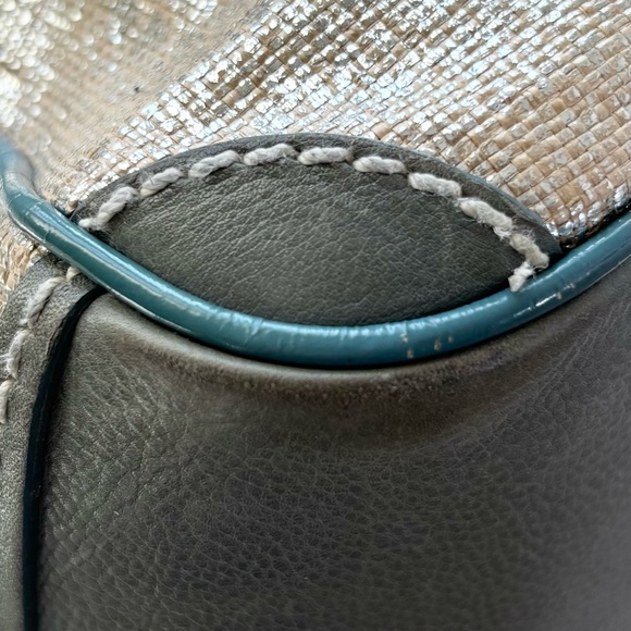 Marc Jacobs Metallic Gold Hobo Bag - Picture 15 of 16